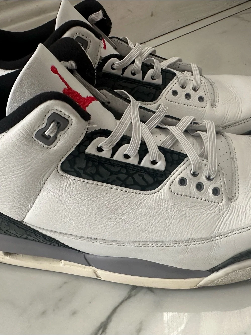 Air Jordan 3 Retro Cement Gray